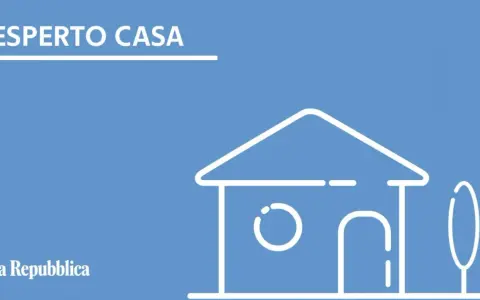Esperto Casa: la casa con ampliamento senza permesso, un rischio da evitare. Logo La Repubblica.