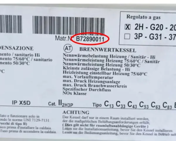 Etichetta caldaia con modello NUVOLA HT 330 e matricola B72890011. Dettagli tecnici e avvertenze di installazione.